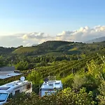 Saxida Wine & - Kamp alanı *