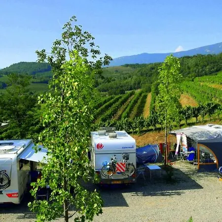 Campsite Saxida Wine & Pitches