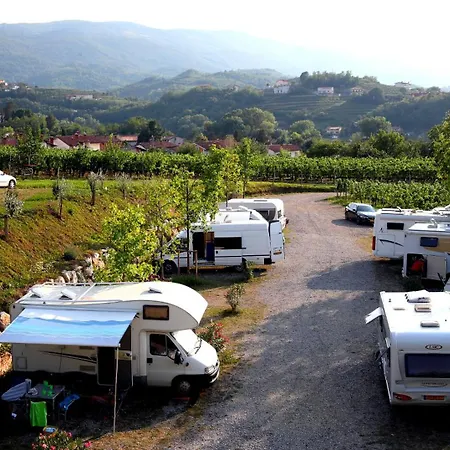 キャンプ場 Saxida Wine & Pitches